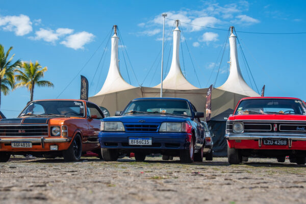 10º Encontro de Carros Antigos reúne veículos e marca comemorações dos 378 anos de Paranaguá